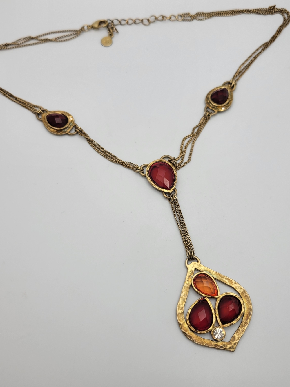 Gold-Tone Necklace with Red and Orange Teardrop Stones